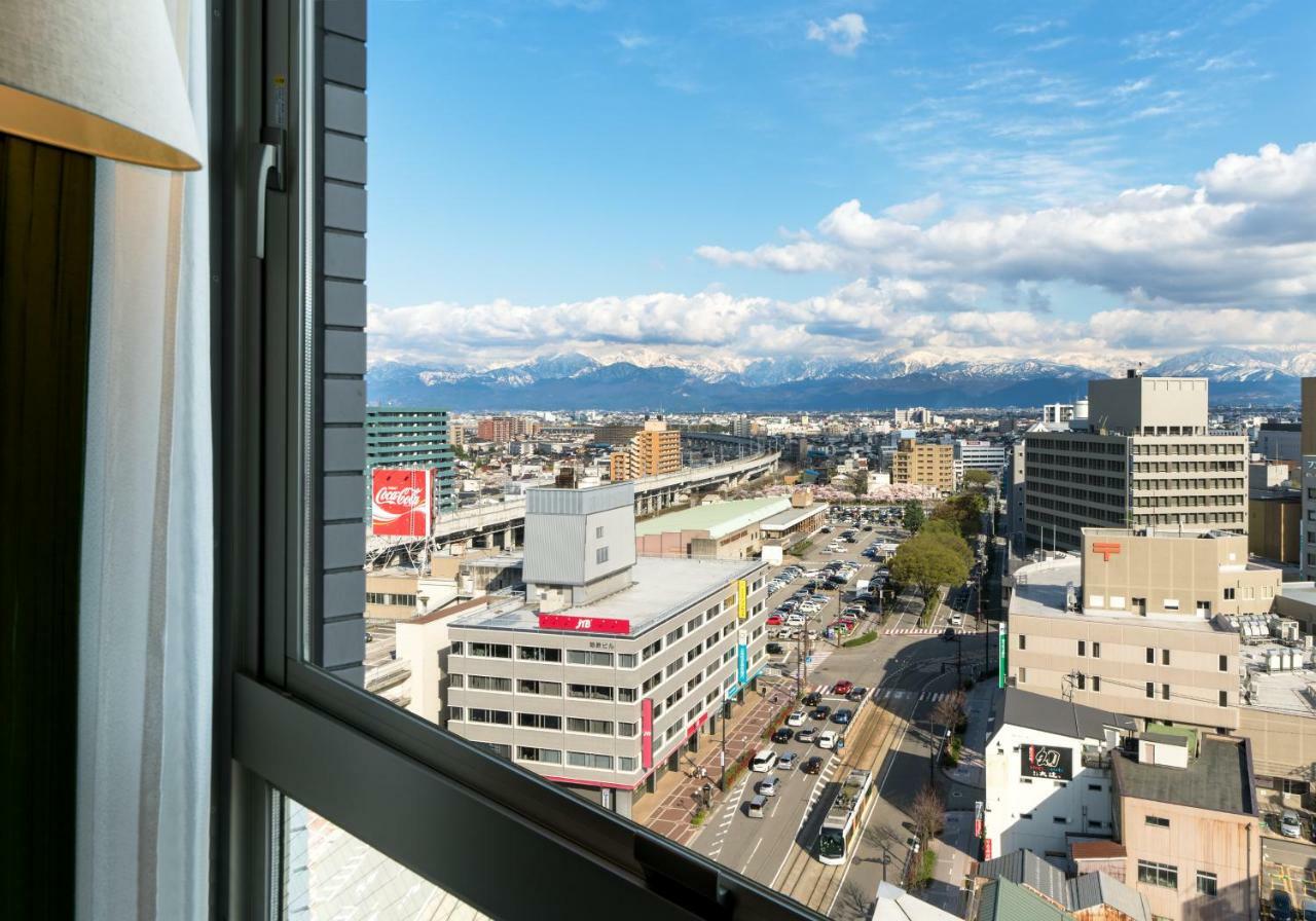 Daiwa Roynet Hotel Toyama-Ekimae Exterior foto